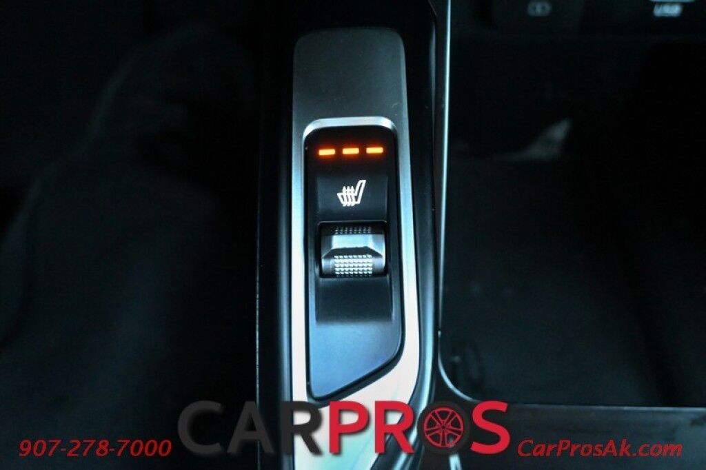 2023 Kia Sorento Hybrid EX - Power Heated Leather Seats - Push To Start - Navigation - Bluetooth - 3rd Row - Seats 6 - Remote Start - Backup Camera - Blind Spot Alert - Keyless Entry & Push to Start - Rear Parking Sensors Anchorage AK