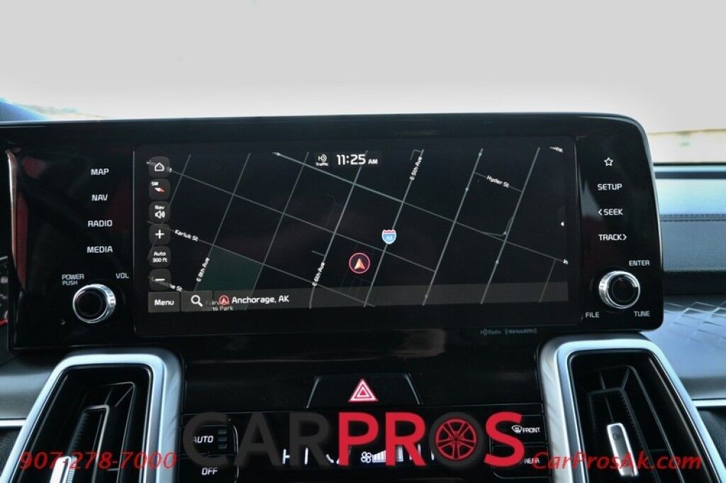 2023 Kia Sorento Hybrid EX - Power & Heated Leather Seats - Push To Start - Navigation - Bluetooth - 3rd Row - Seats 6 - Remote Start - Backup Camera - Blind Spot Alert - Keyless Entry & Push to Start - 1 Owner Anchorage AK