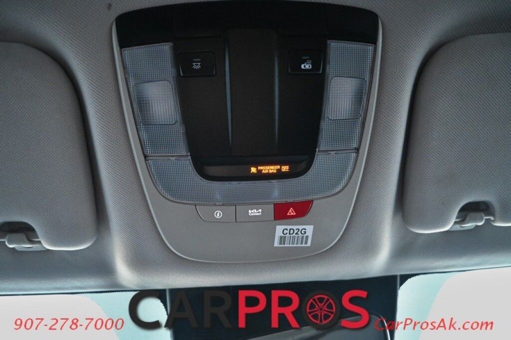 2023 Kia Sorento Hybrid EX - Power & Heated Leather Seats - Push To Start - Navigation - Bluetooth - 3rd Row - Seats 6 - Remote Start - Backup Camera - Blind Spot Alert - Keyless Entry & Push to Start - 1 Owner Anchorage AK