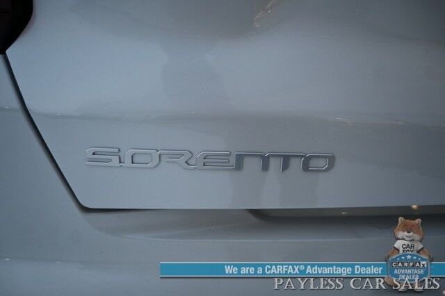 2023 Kia Sorento Hybrid EX / AWD / Auto Start / Power & Heated Leather Seats / NAV / Adaptive Cruise Control / Lane Departure & Blind Spot Alert / Apple CarPlay & Android Auto / Back Up Camera / 3rd Row / Seats 6 / 1-Owner Anchorage AK