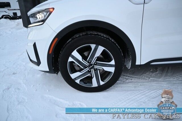 2023 Kia Sorento Hybrid EX / AWD / Auto Start / Power & Heated Leather Seats / NAV / Adaptive Cruise Control / Lane Departure & Blind Spot Alert / Apple CarPlay & Android Auto / Back Up Camera / 3rd Row / Seats 6 / 1-Owner Anchorage AK