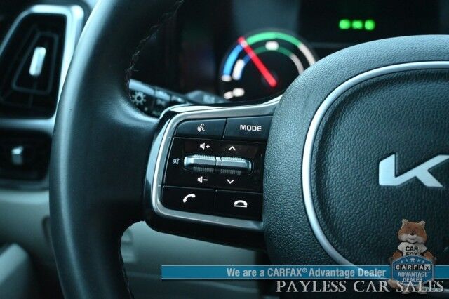 2023 Kia Sorento Hybrid EX / AWD / Auto Start / Power & Heated Leather Seats / NAV / Adaptive Cruise Control / Lane Departure & Blind Spot Alert / Apple CarPlay & Android Auto / Back Up Camera / 3rd Row / Seats 6 / 1-Owner Anchorage AK