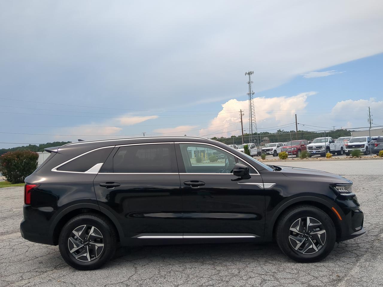 2023 Kia Sorento Hybrid EX