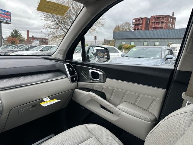 2023 Kia Sorento Hybrid SX Prestige Worcester MA 2023 Kia Sorento Hybrid SX Prestige Worcester MA