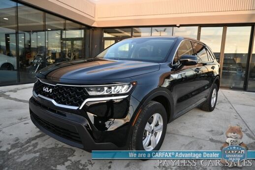 2023 Kia Sorento LX / AWD / Lane Departure & Blind Spot Alert / Forward Collision Alert / Apple CarPlay & Android Auto / Back Up Camera / Keyless Entry / 3rd Row / Seats 7 / Only 11K Miles / 1-Owner Anchorage AK