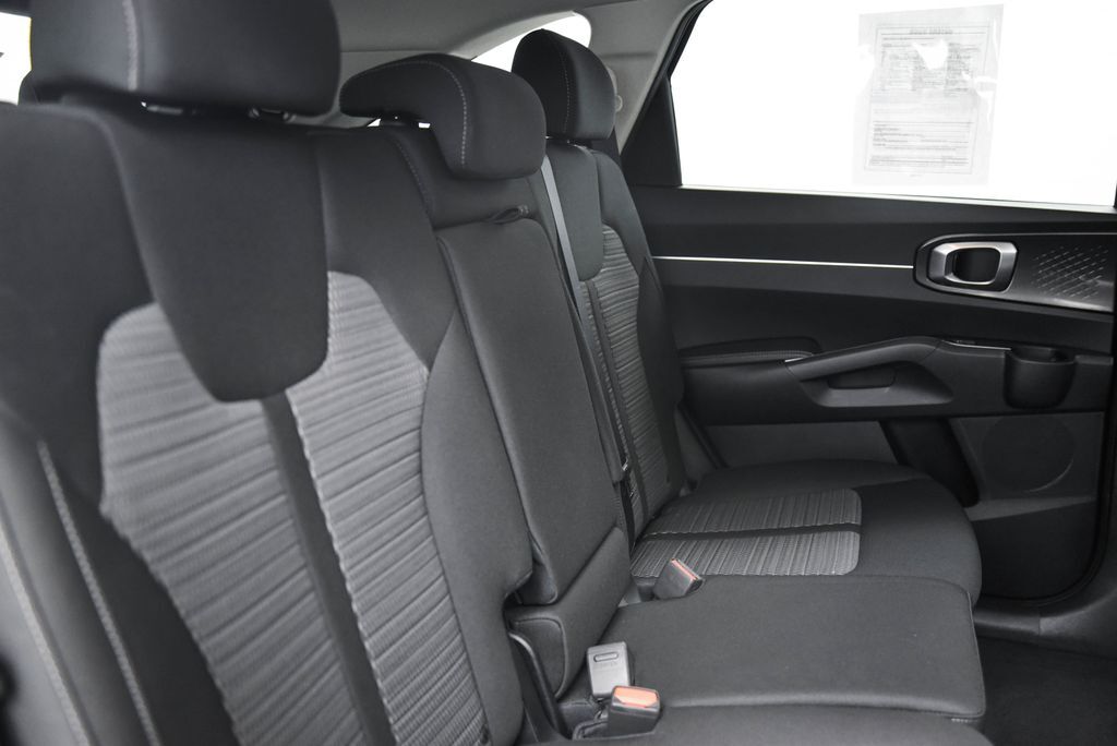 2023 Kia Sorento LX Akron OH