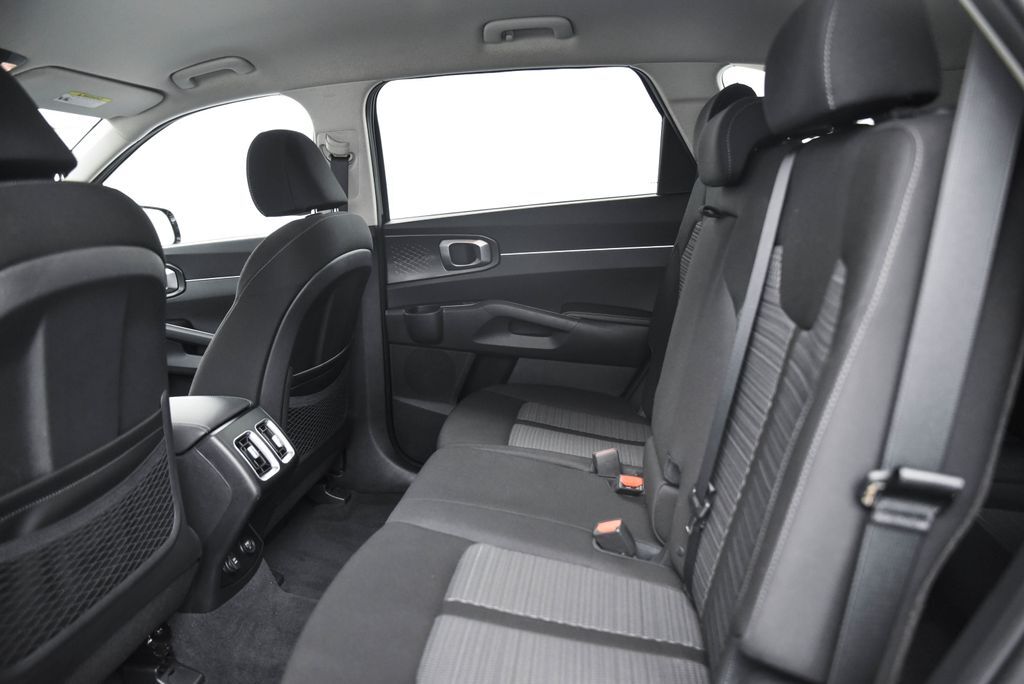 2023 Kia Sorento LX Akron OH