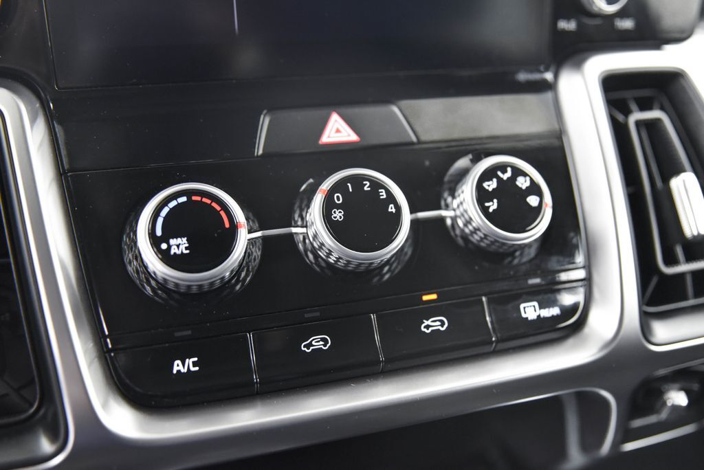 2023 Kia Sorento LX Akron OH