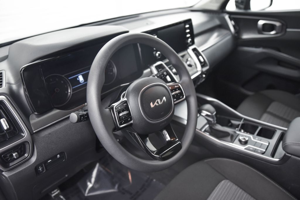 2023 Kia Sorento LX Akron OH