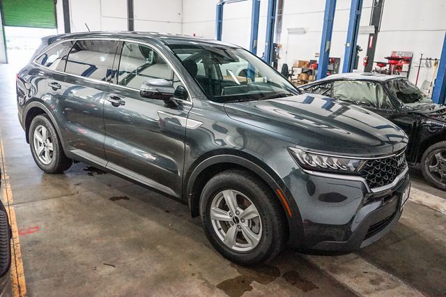2023 Kia Sorento LX