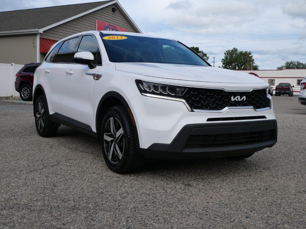 2023 Kia Sorento LX
