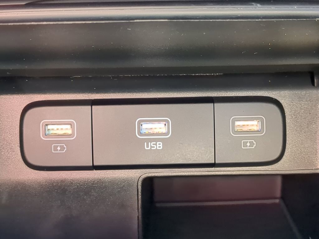 2023 Kia Sorento LX Appleton WI