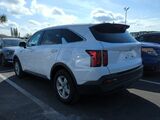 2023 Kia Sorento LX Oshkosh WI