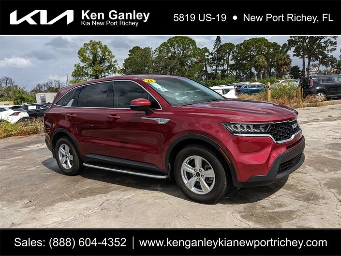 2023 Kia Sorento LX Oshkosh WI