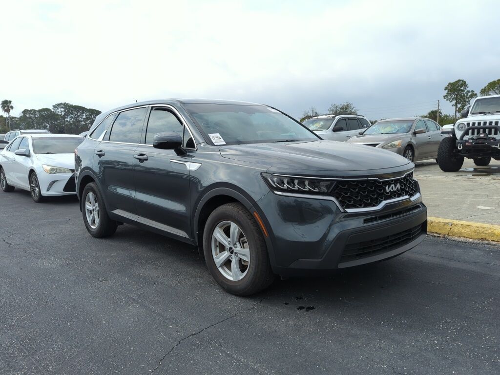 2023 Kia Sorento LX Oshkosh WI