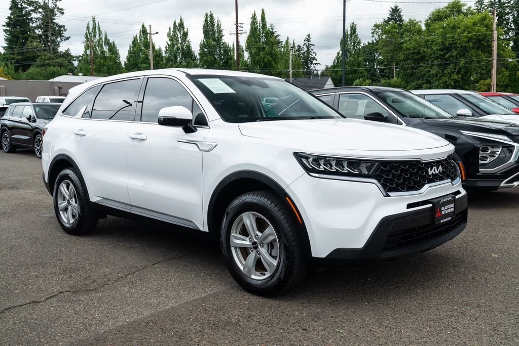 2023 Kia Sorento LX