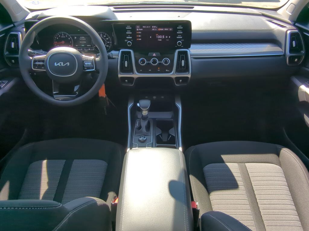 2023 Kia Sorento LX Winder GA