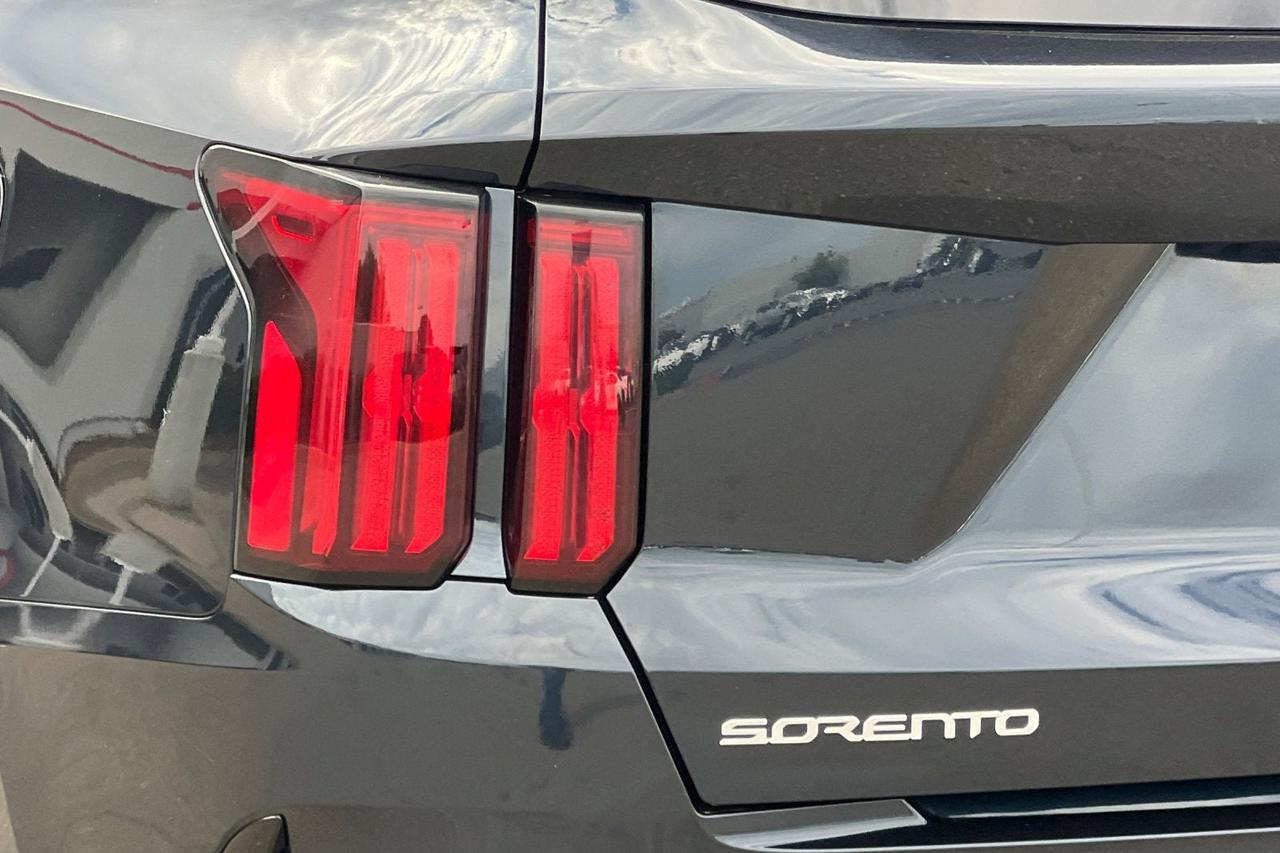 2023 Kia Sorento Plug-In Hybrid SX Prestige Roseville CA