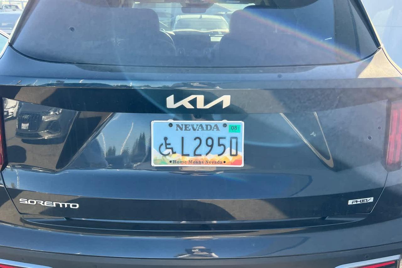 2023 Kia Sorento Plug-In Hybrid SX Prestige Roseville CA