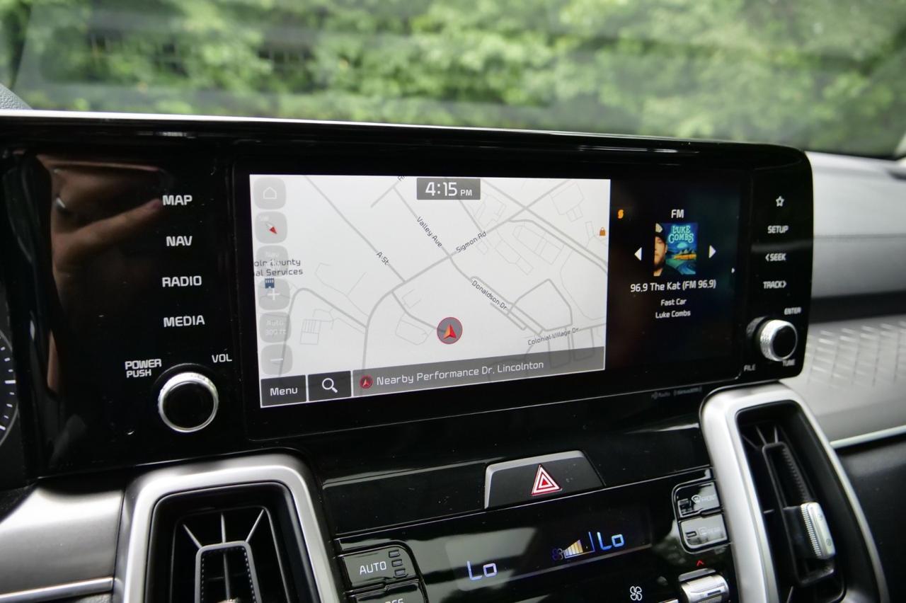 2023 Kia Sorento S / PANO Sunroof / Third Row / Heated Seats! Lincolnton NC