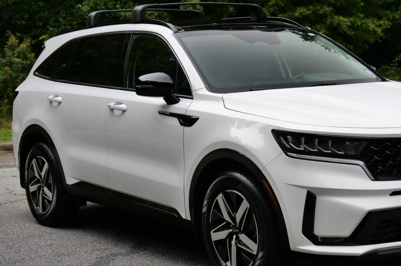 2023 Kia Sorento S / PANO Sunroof / Third Row / Heated Seats! Lincolnton NC
