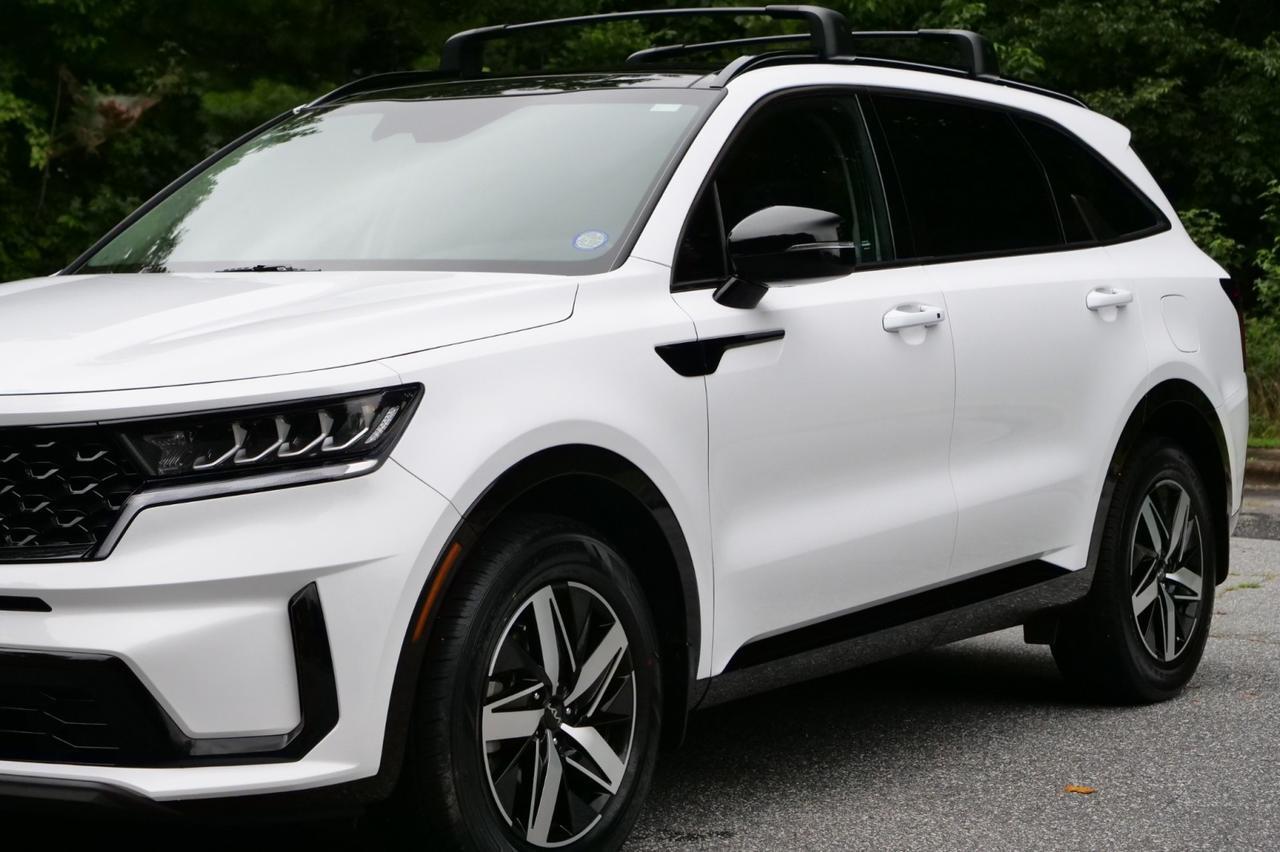 2023 Kia Sorento S / PANO Sunroof / Third Row / Heated Seats! Lincolnton NC