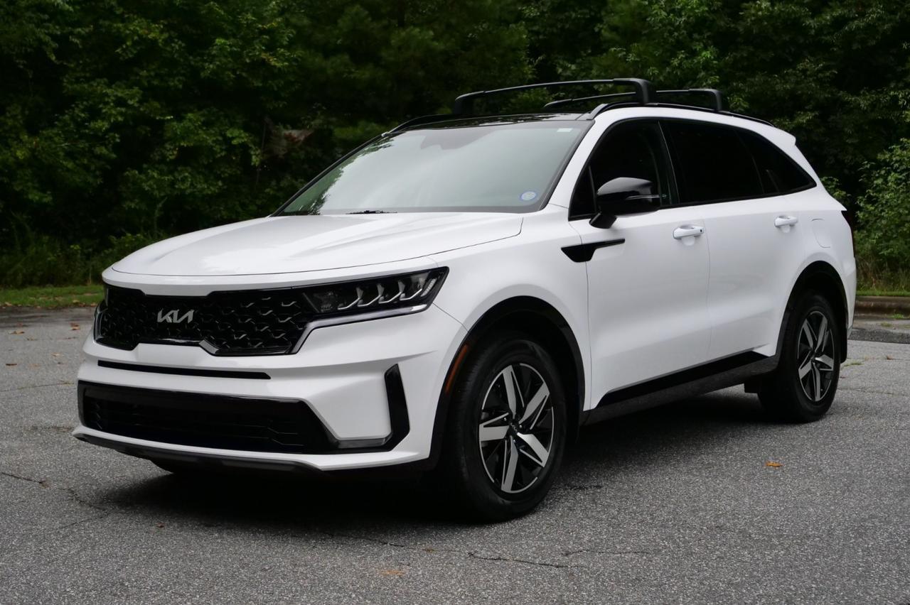 2023 Kia Sorento S / PANO Sunroof / Third Row / Heated Seats! Lincolnton NC