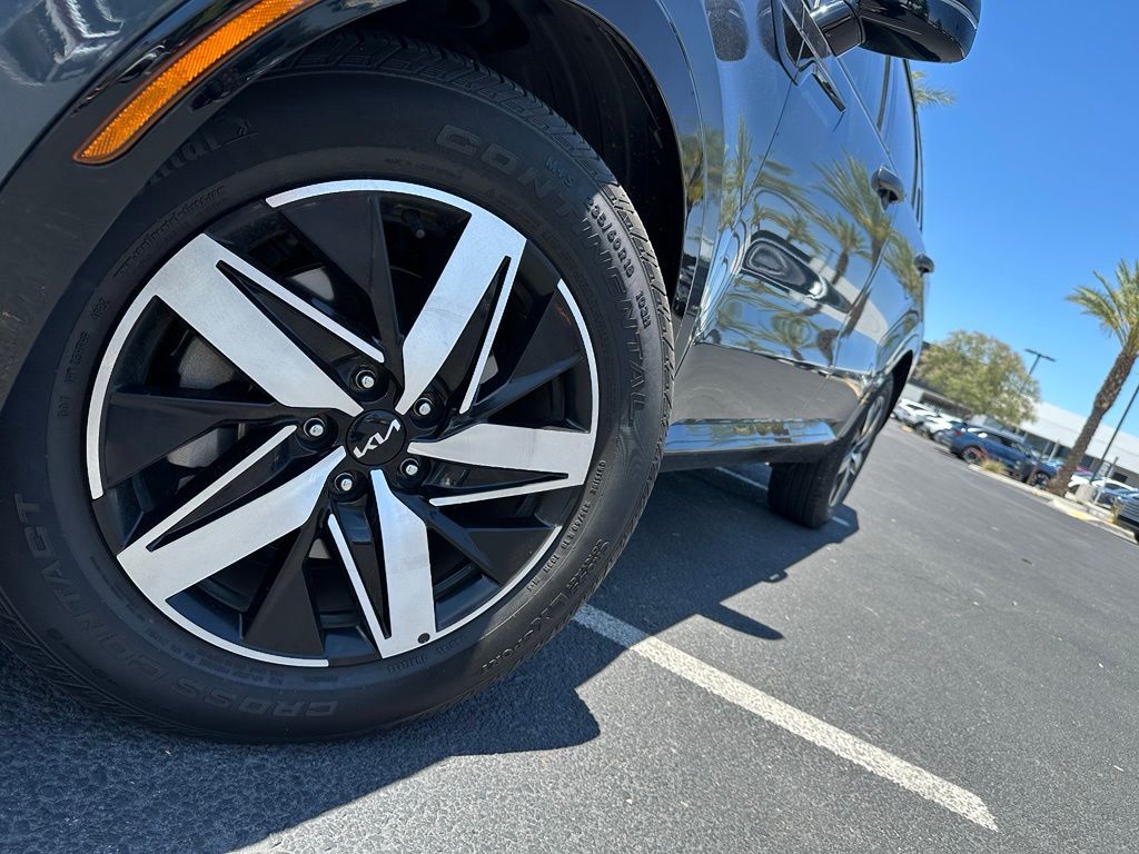2023 Kia Sorento S