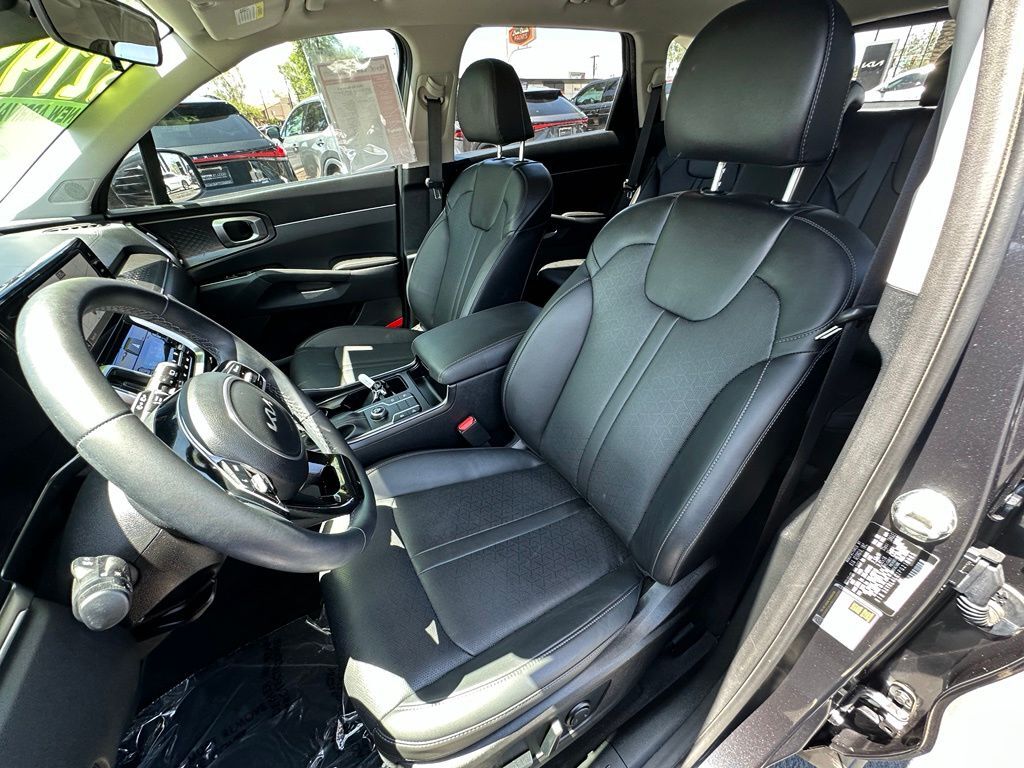 2023 Kia Sorento S
