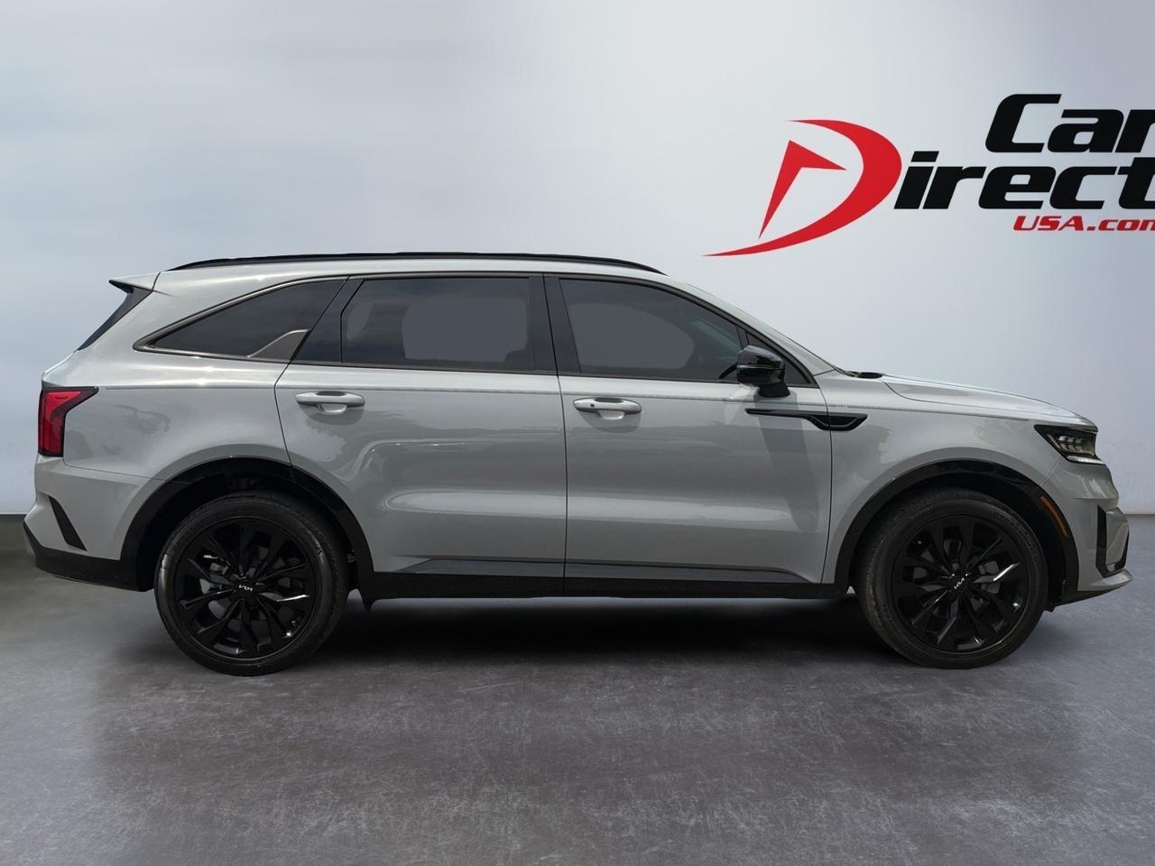 2023 Kia Sorento SX, PANORAMIC MOONROOF, CAPTAINS CHAIRS, POWER 3RD ROW, BLIND SPOT ALERT, LANE KEEP ASSIST, FORWARD COLLISION WARNING, HEATED SEATS, APPLE CARPLAY/ANDROID AUTO, POWER LIFTAGTE, LOW MILES, ONLY 1 OWNER, THIS KIA HAS IT ALL FOR THE WHOLE FAMILY!