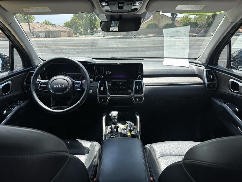 2023 Kia Sorento X-Line EX - Photo 19