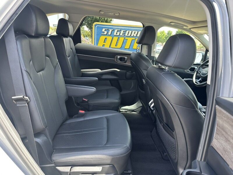 2023 Kia Sorento X-Line EX - Photo 18