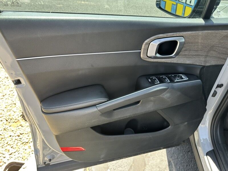 2023 Kia Sorento X-Line EX - Photo 10