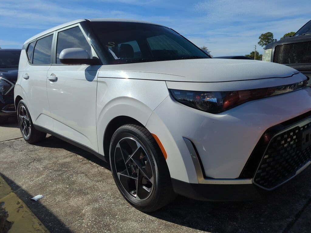 2023 Kia Soul EX