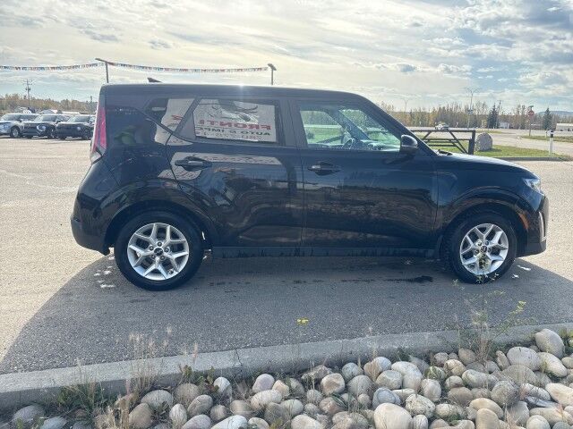 2023 Kia Soul EX Whitecourt AB