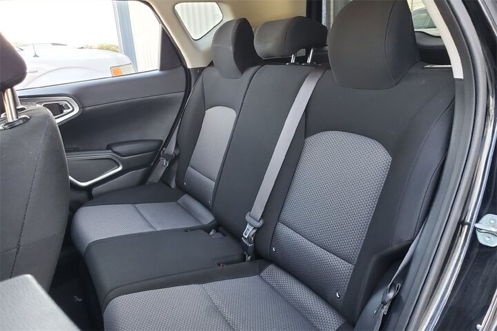 2023 Kia Soul LX  TX