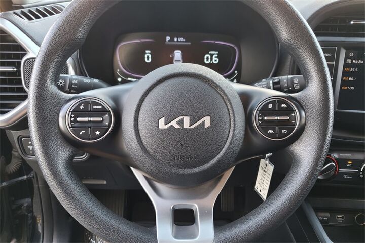 2023 Kia Soul LX  TX