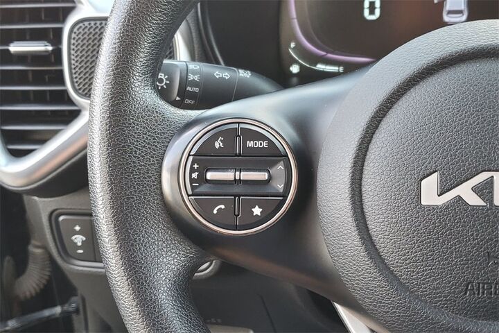 2023 Kia Soul LX  TX