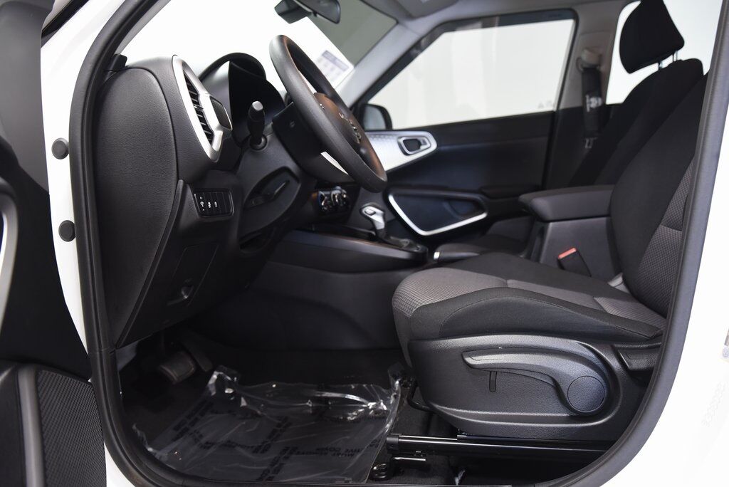 2023 Kia Soul LX Akron