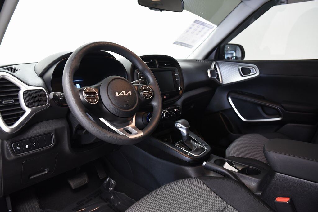 2023 Kia Soul LX Akron