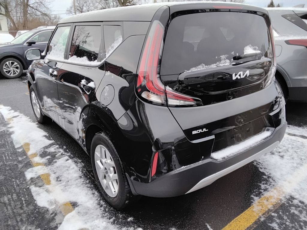 2023 Kia Soul LX Akron OH
