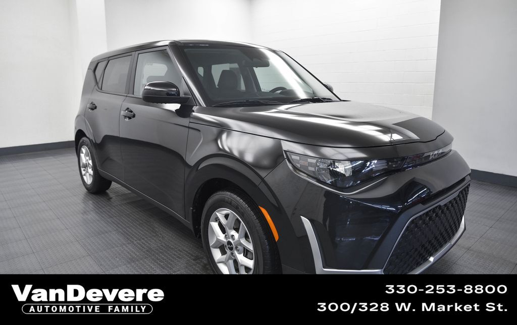 2023 Kia Soul LX