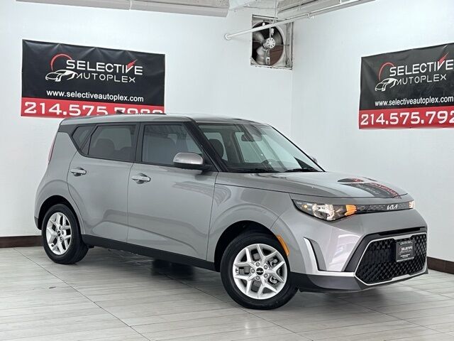 2023 Kia Soul LX