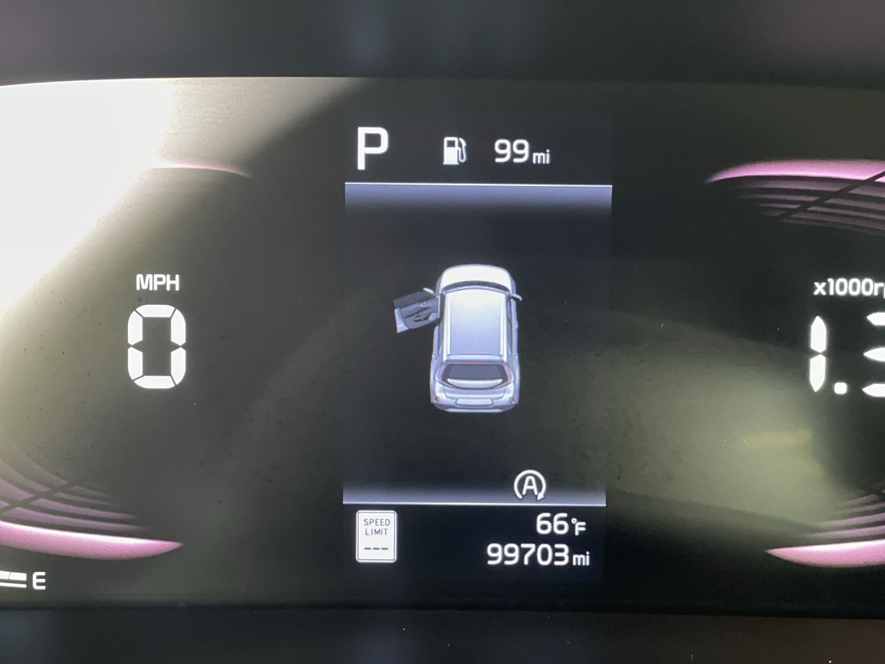 2023 Kia Soul LX - Photo 15
