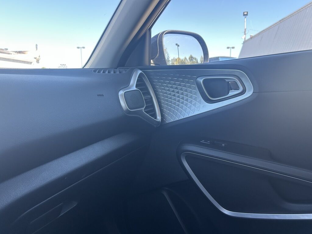 2023 Kia Soul LX Crestwood KY