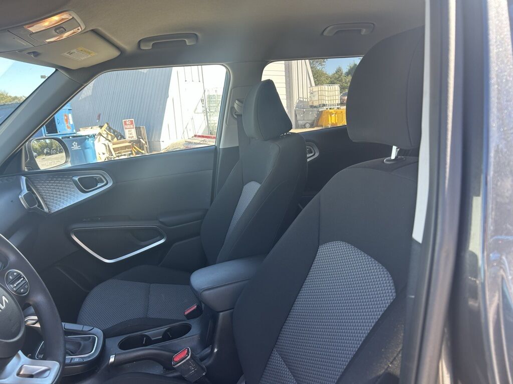 2023 Kia Soul LX Crestwood KY