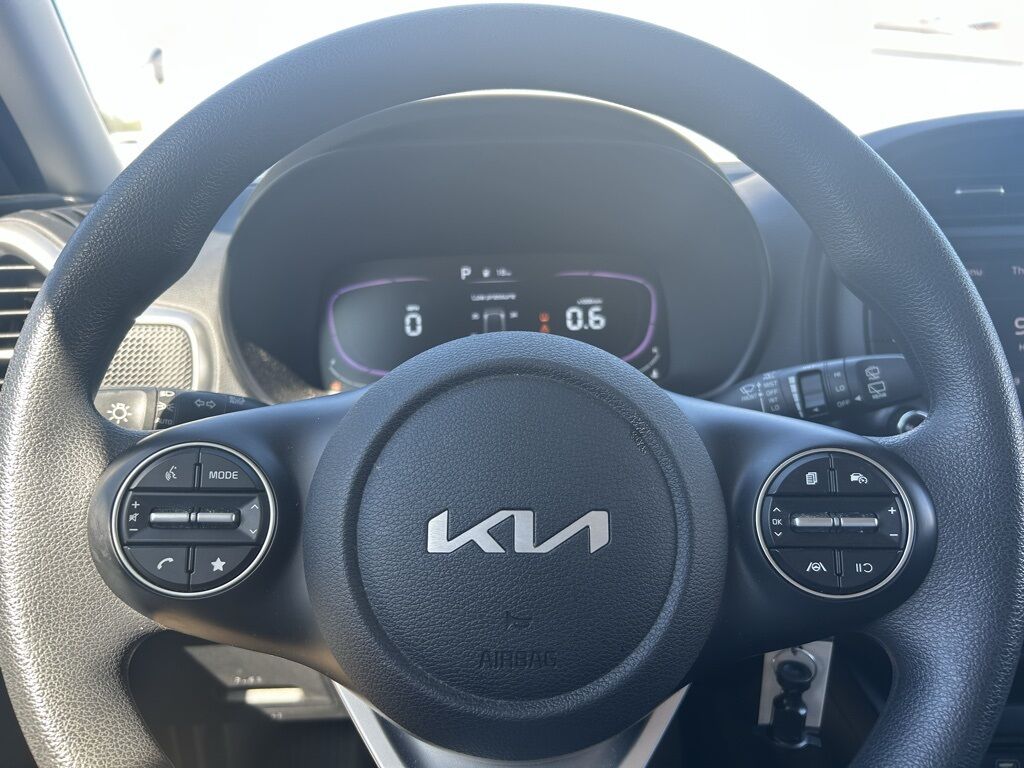 2023 Kia Soul LX Crestwood KY