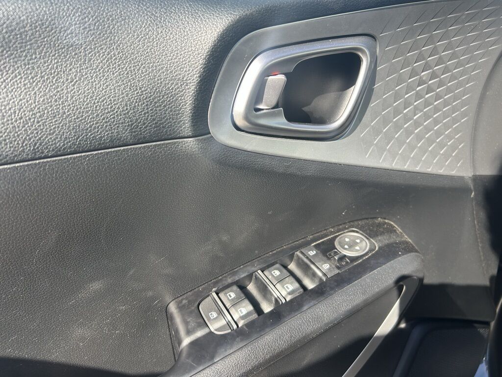 2023 Kia Soul LX Crestwood KY