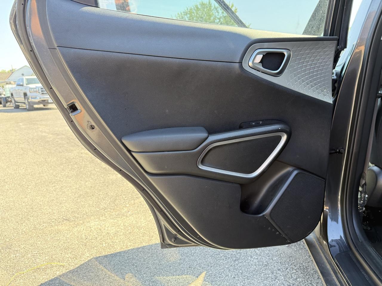 2023 Kia Soul LX Crestwood KY