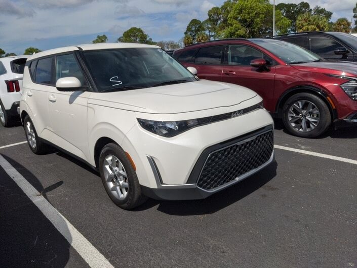 2023 Kia Soul LX Oshkosh WI